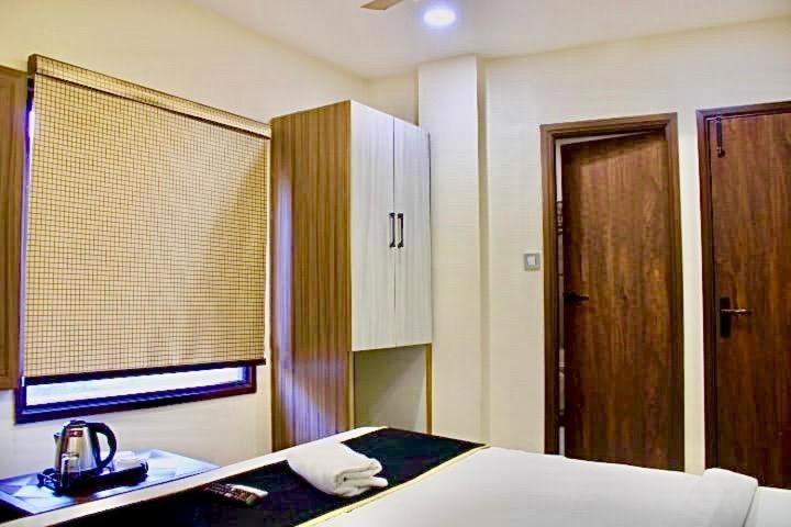Blackwood Near Golden Temple -140 Mtrs Amritsar Exterior photo